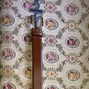 NWOT Johnston and Murphy Tan dress belt